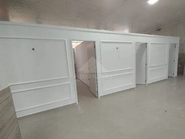 Sala com 12m², para alugar, no bairro Jardim Quarto Centenário em Mauá