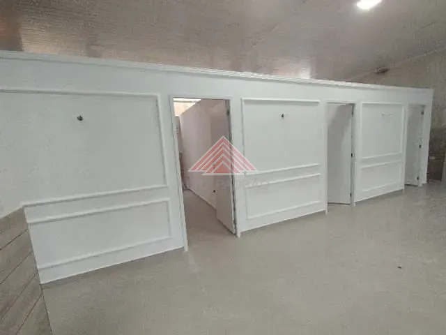 Sala com 12m², para alugar, no bairro Jardim Quarto Centenário em Mauá