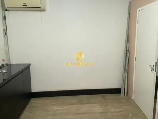 Sala à venda, no bairro Oswaldo Cruz em São Caetano do Sul