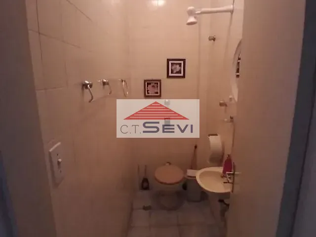 Sala à venda ou para alugar, no bairro República em São Paulo