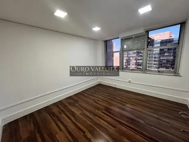 Sala com 36m², para alugar, no bairro Bela Vista em São Paulo