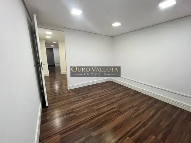 Sala com 36m², para alugar, no bairro Bela Vista em São Paulo