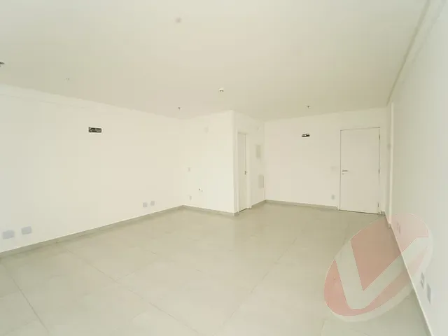 Sala para alugar, no bairro Vila Mathias em Santos