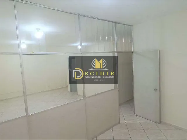 Sala com 60m², para alugar, no bairro Liberdade em São Paulo