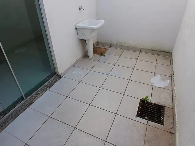 Sala para alugar, no bairro Centro em Apucarana