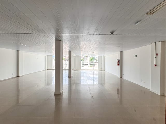 Sala com 202m², para alugar, no bairro Paineiras em Juiz de Fora