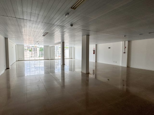 Sala com 202m², para alugar, no bairro Paineiras em Juiz de Fora