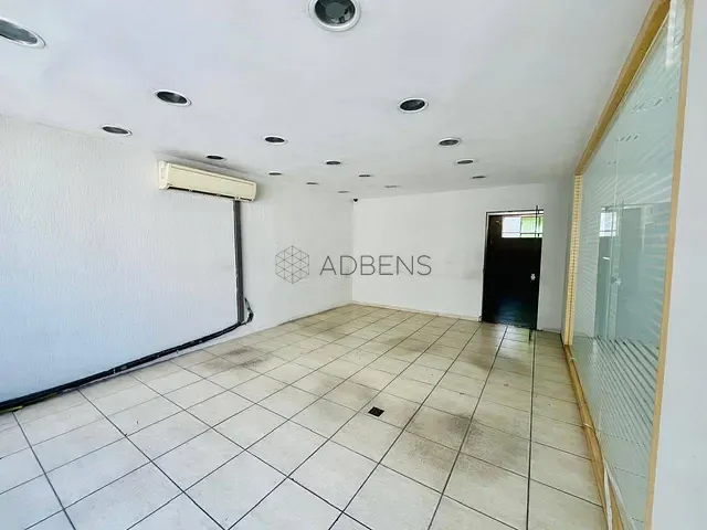 Sala à venda ou para alugar, no bairro Centro em São Paulo