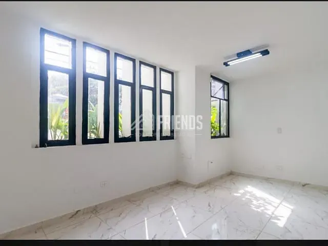 Sala com 50m², para alugar, no bairro Mooca em São Paulo