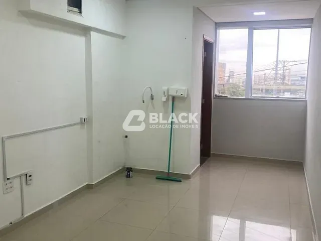 Sala com 47m², para alugar, no bairro Parque Campolim em Sorocaba