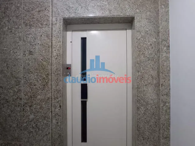 Sala à venda, no bairro Centro em Barra Mansa