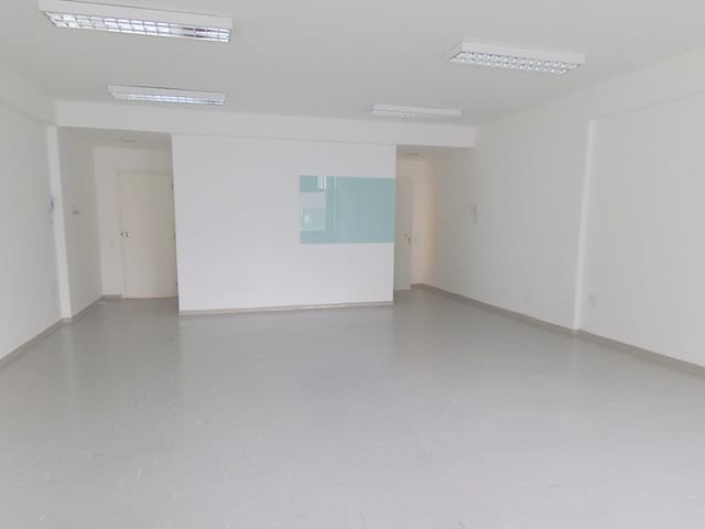 Sala com 97m², para alugar, no bairro Jardim Paulista em São Paulo