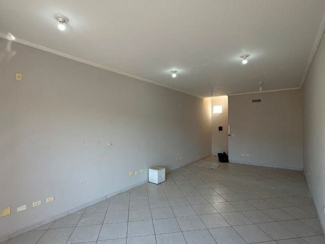 Sala com 36m², para alugar, no bairro Parque Residencial Jaguari em Americana