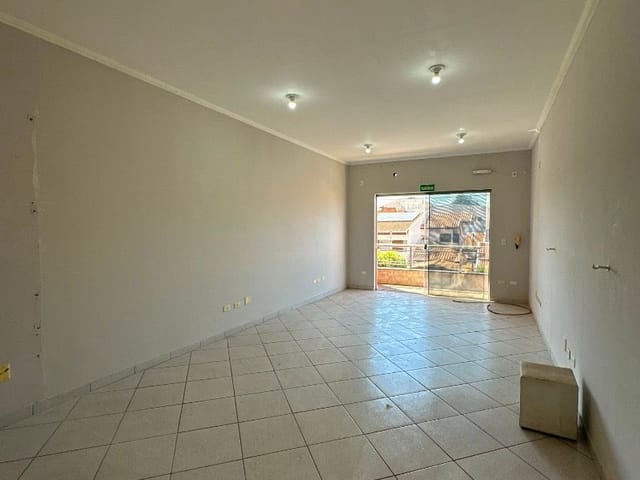 Sala com 36m², para alugar, no bairro Parque Residencial Jaguari em Americana