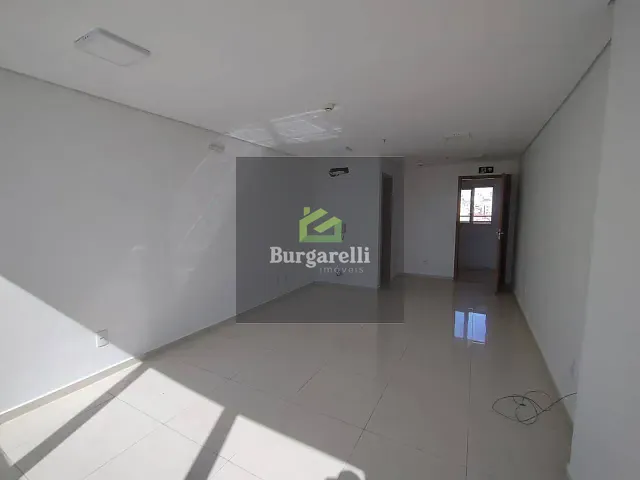 Sala para alugar, no bairro Centro em Lavras