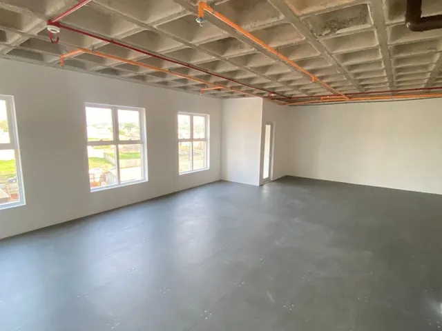 Sala com 10m², para alugar, no bairro Bela Suiça em Londrina