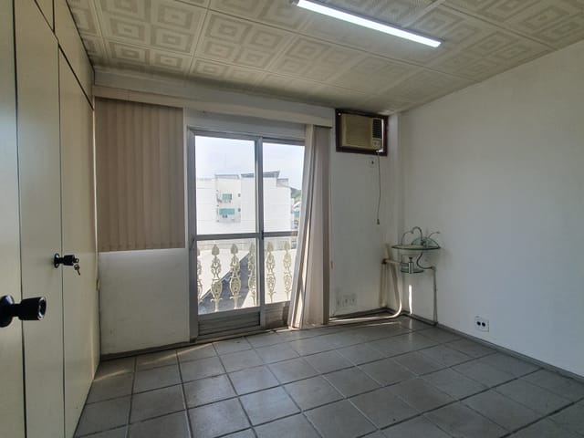 Sala com 25m², à venda ou para alugar, no bairro Campo Grande em Rio de Janeiro