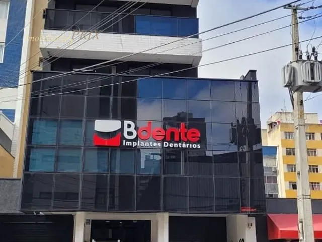 Sala com 43m², para alugar, no bairro Centro em Curitiba
