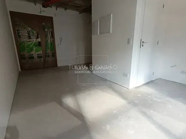 Conjunto comercial com 41m², para alugar, no bairro Centro em Curitiba
