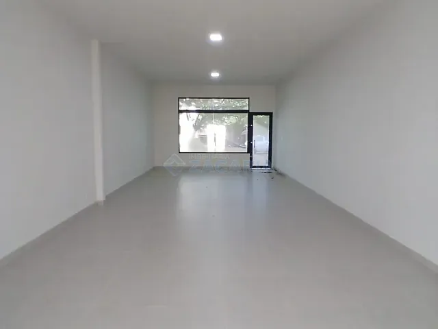 Sala para alugar, no bairro Centro em Apucarana