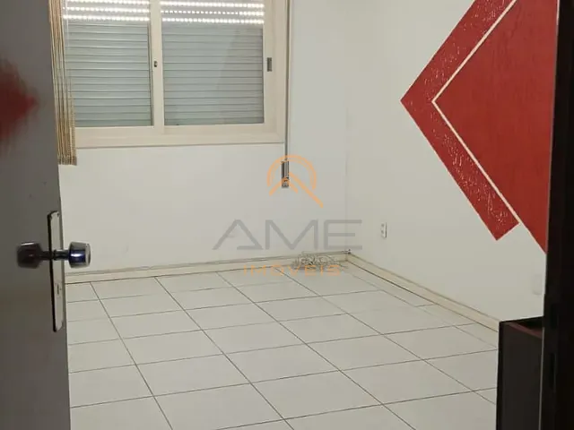Sala à venda, no bairro Centro em Pelotas