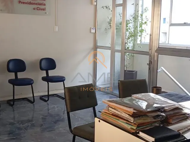 Sala à venda, no bairro Centro em Pelotas