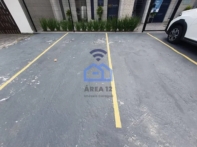 Ponto com 40m², para alugar, no bairro Indaiá em Caraguatatuba