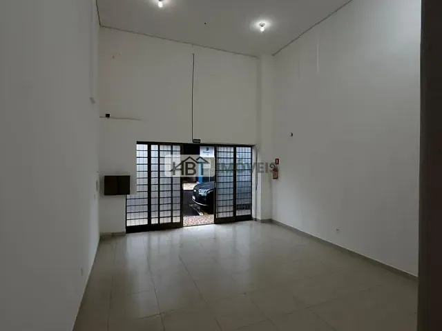 Sala para alugar, no bairro Centro em Bauru