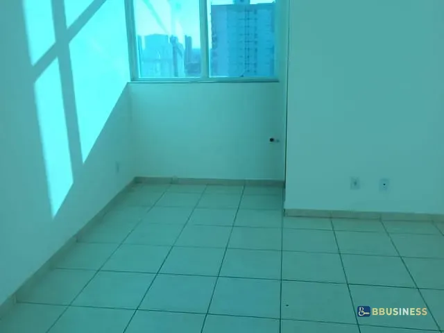 Sala à venda, no bairro Centro em Campos dos Goytacazes