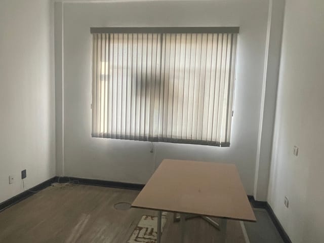 Sala à venda, no bairro República em São Paulo