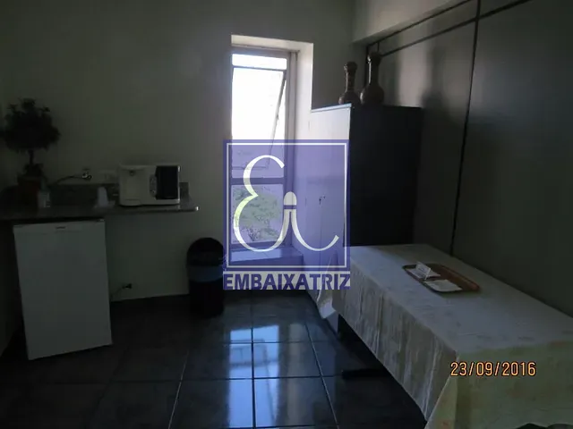 Sala com 104m², à venda ou para alugar, no bairro Centro em São José dos Campos