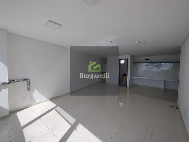 Sala para alugar, no bairro Centro em Lavras
