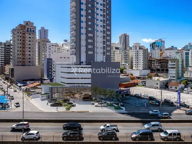 Sala com 1393m², à venda, no bairro Meia Praia em Itapema