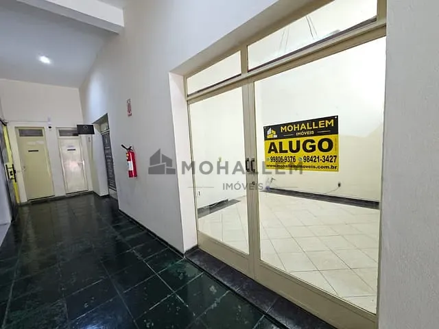 Sala para alugar, no bairro centro em Piranguinho