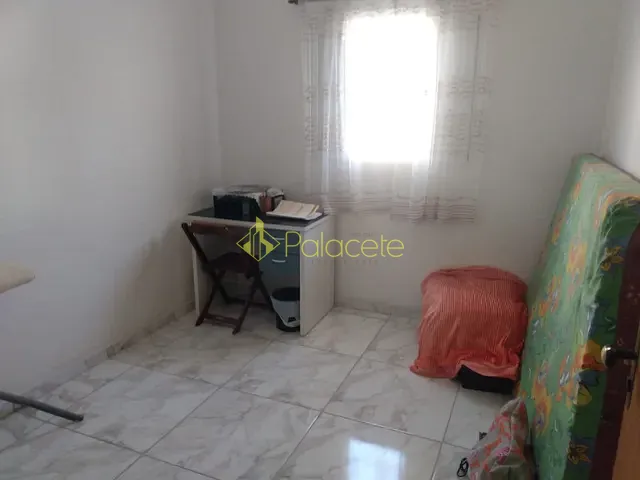 Sala com 250m² 3 quartos e 2 banheiros, à venda, no bairro Bosque da Princesa em Pindamonhangaba