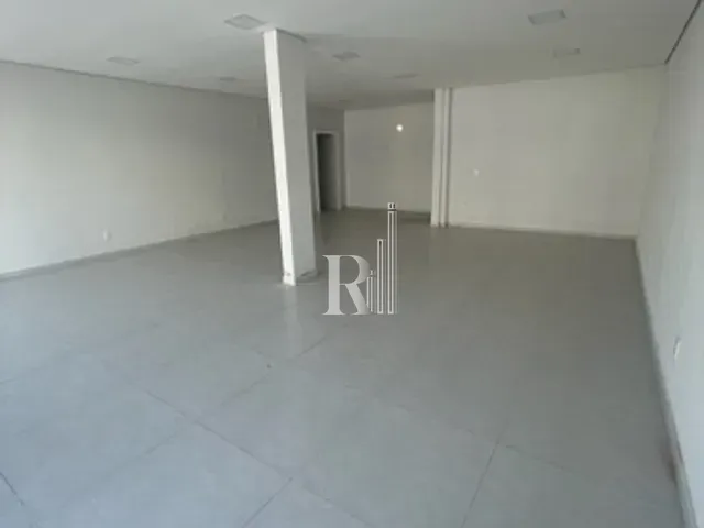 Sala para alugar, no bairro Centro em Tijucas