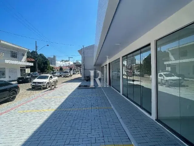 Sala para alugar, no bairro Centro em Tijucas