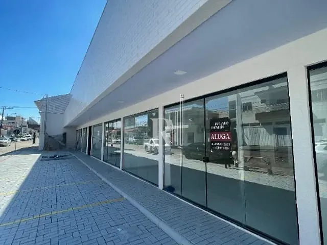 Sala para alugar, no bairro Centro em Tijucas