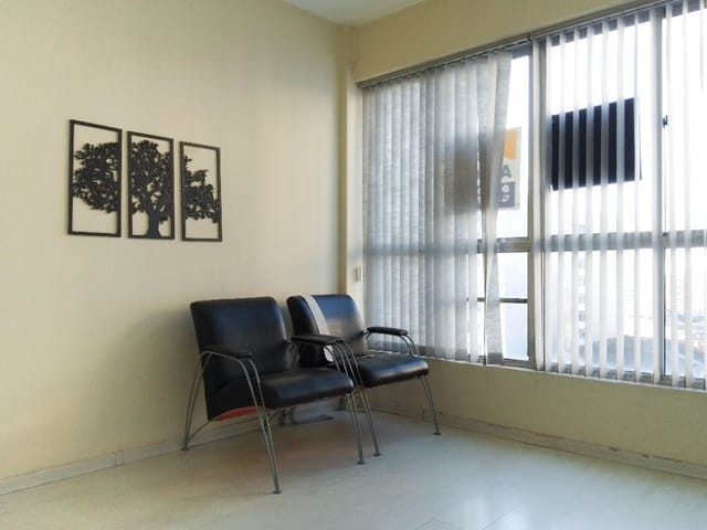 Sala com 29m², à venda, no bairro Centro em Pelotas