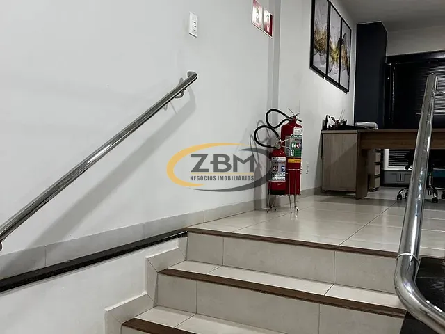Sala com 100m², para alugar, no bairro Centro em Londrina