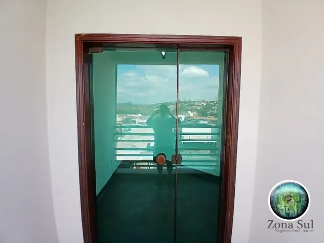 Sala com 30m², para alugar, no bairro Centro em Votorantim