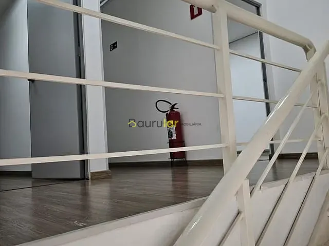 Sala com 189m², para alugar, no bairro Vila América em Bauru