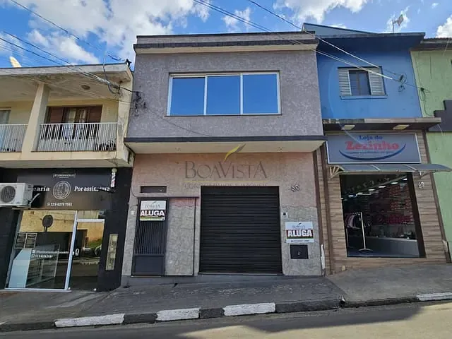 Prédio à venda ou para alugar, no bairro Centro em Piracaia