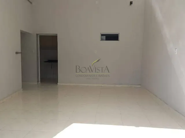 Prédio à venda ou para alugar, no bairro Centro em Piracaia