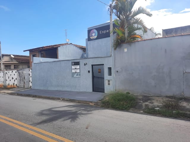 Sala com 260m², para alugar, no bairro Santana em Pindamonhangaba