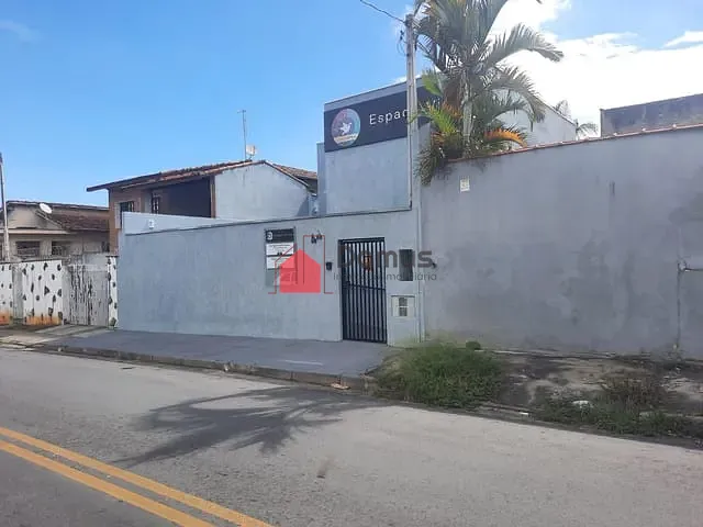 Sala com 260m², para alugar, no bairro Santana em Pindamonhangaba