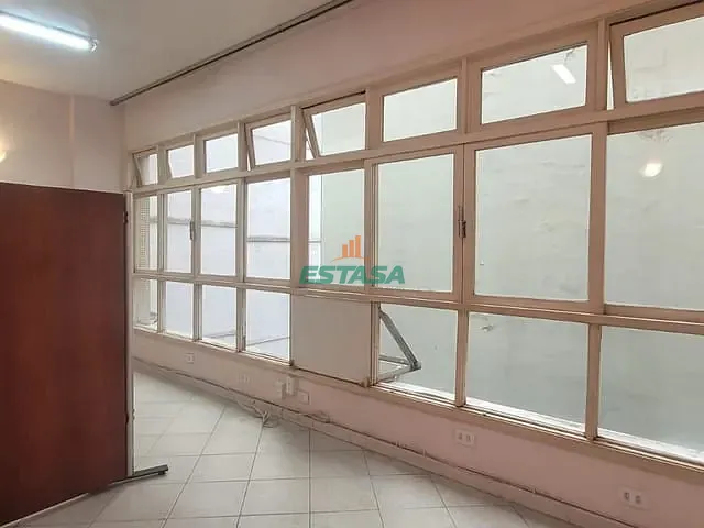 Sala à venda, no bairro Copacabana em Rio de Janeiro