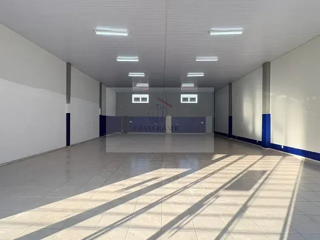 Sala para alugar, no bairro Conjunto Habitacional Santiago em Rolândia