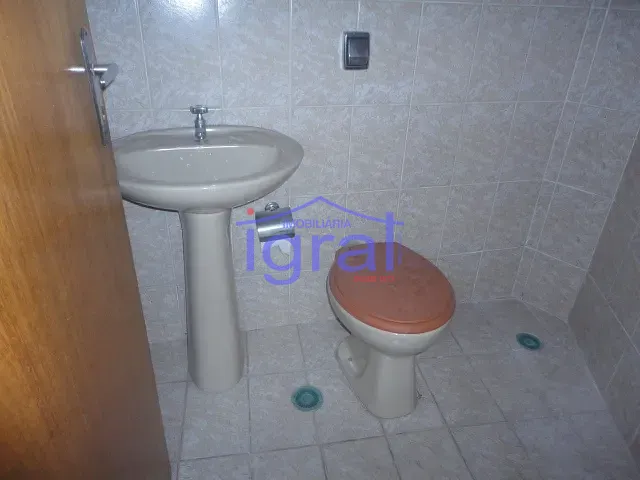Sala para alugar, no bairro Vila Guarani (Z Sul) em São Paulo