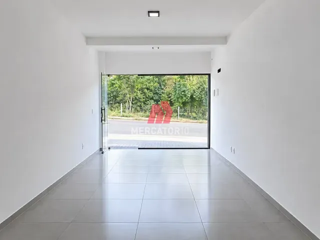 Sala para alugar, no bairro Itoupava Central em Blumenau